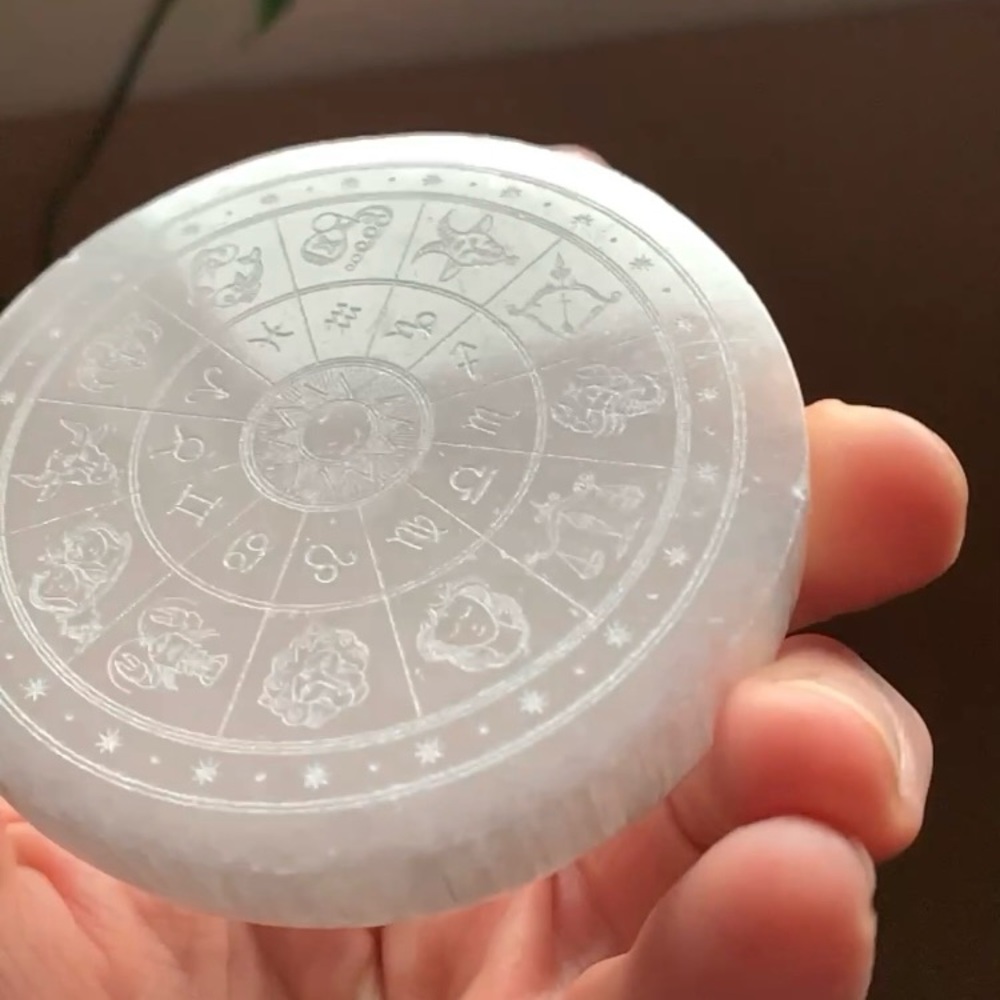 Zodiac Crystal Disc - Picture 3 of 3